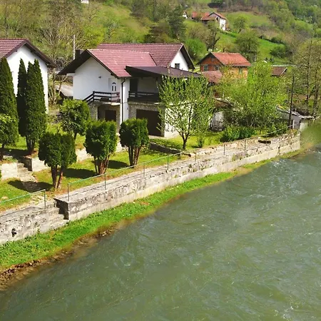 Holiday home River House *
