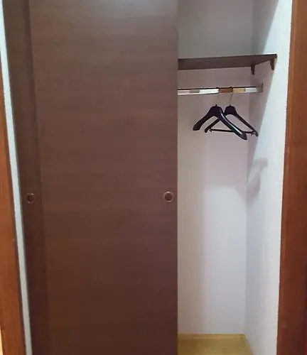 River House * 亚伊采