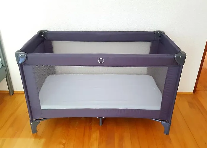 River House 度假居 *